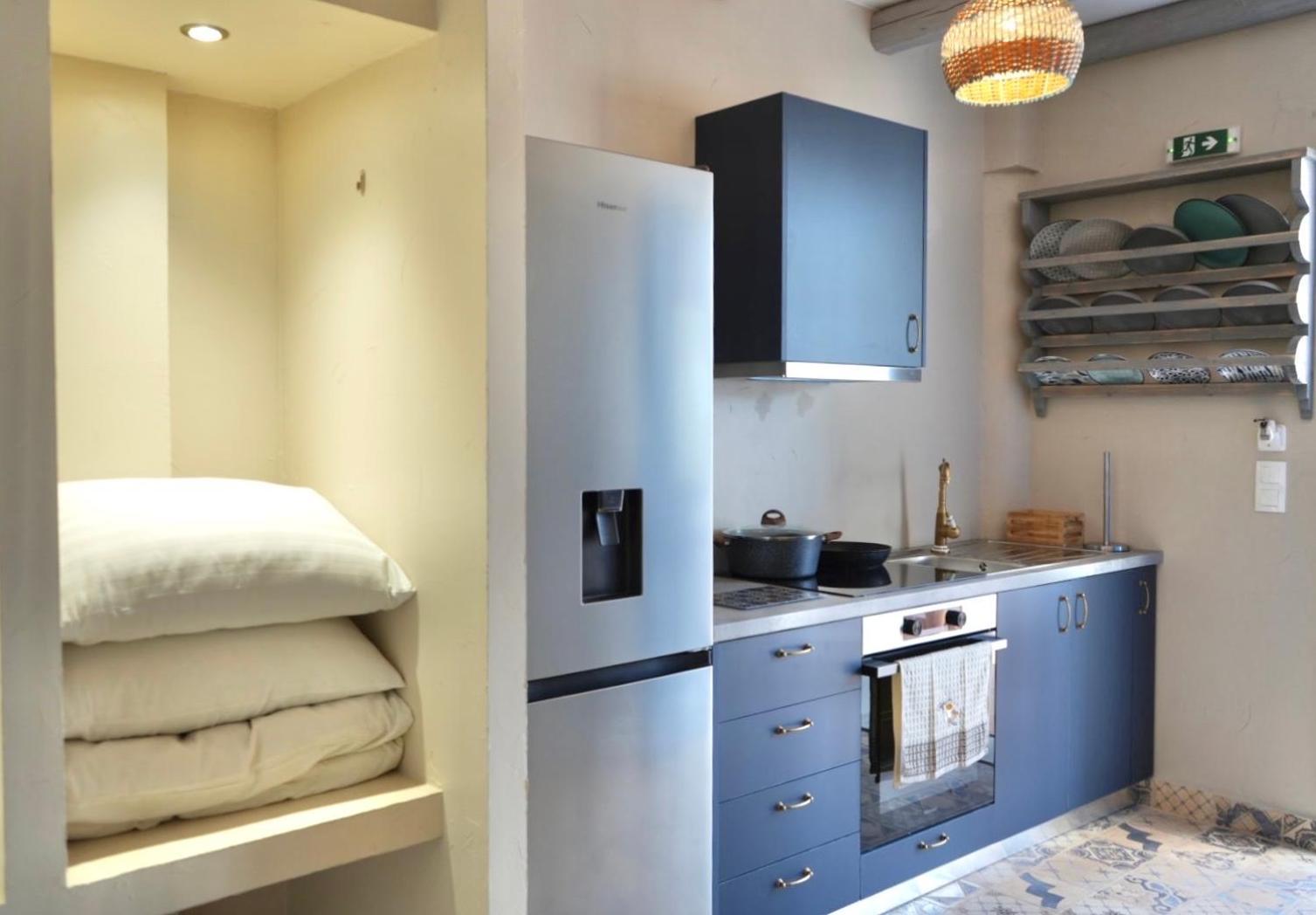 George Apartments Stegna Archangelos  Eksteriør billede